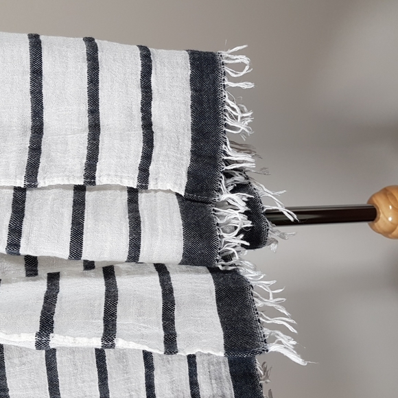 ⭐3/$25⭐ Striped Summer Scarf - Picture 2 of 3